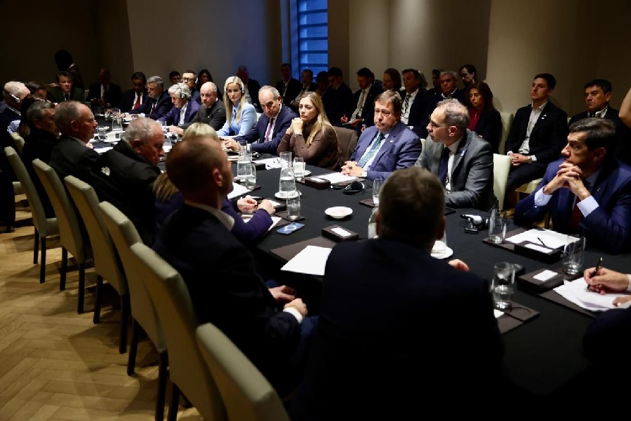 La Rioja expuso su potencial minero en la mesa redonda de ministros provinciales en la Bolsa de Toronto