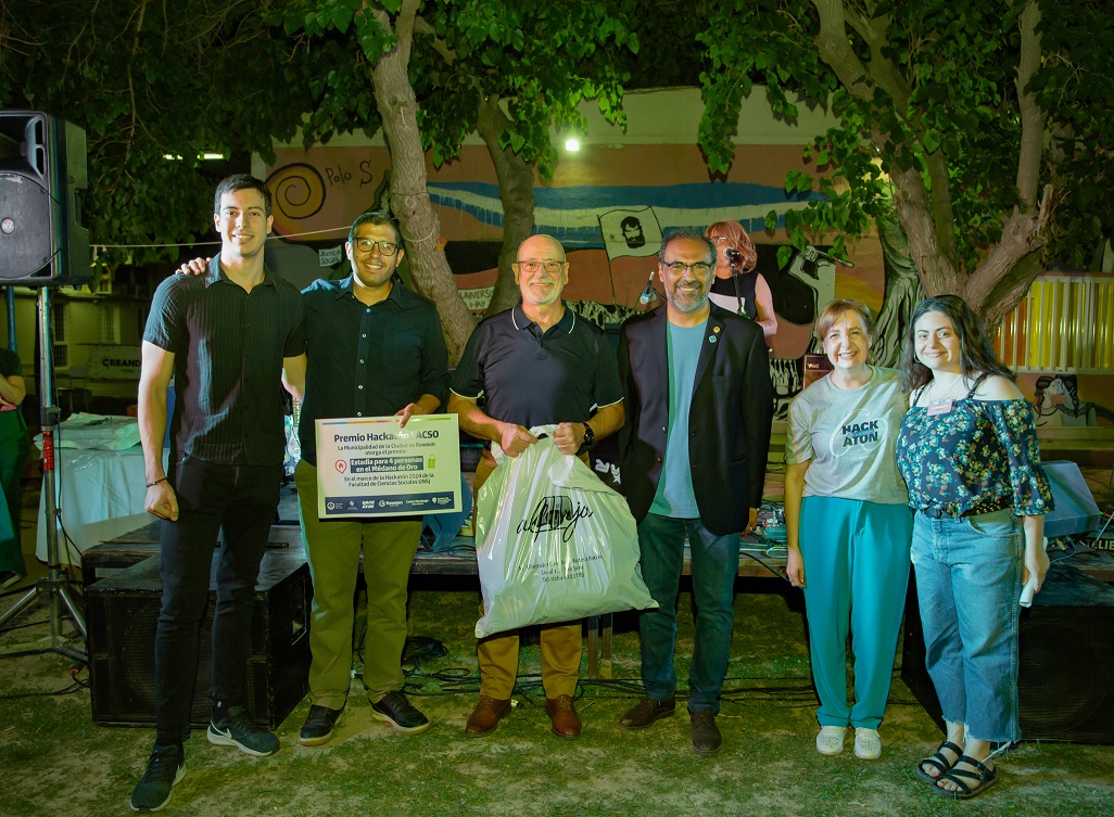 Mineras colaboraron con los premios de los equipos ganadores y sorteos del Hackatón de Sociales