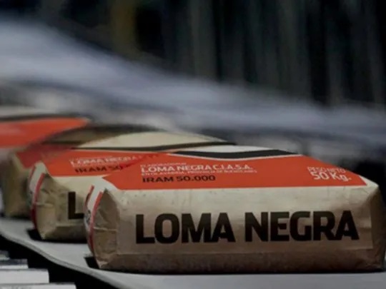 Cemento: la venta de Loma Negra quedaría allanada para la llegada de algún inversor argentino