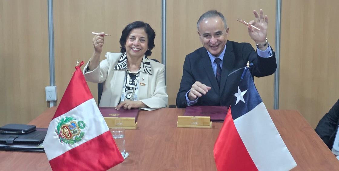 Chile y Perú firman memorándum para la cooperación minera en Perumin 2025