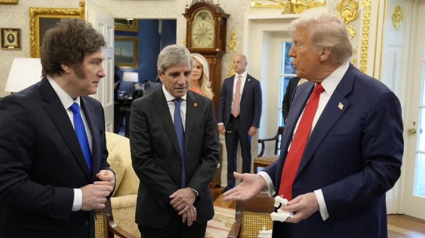 La gira paralela de Santiago Caputo por EE.UU. y las siete inversiones que priorizará Trump en la Argentina