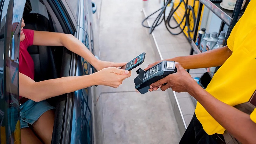 Propina digital en estaciones de servicio: beneficios, transparencia y control en tiempo real