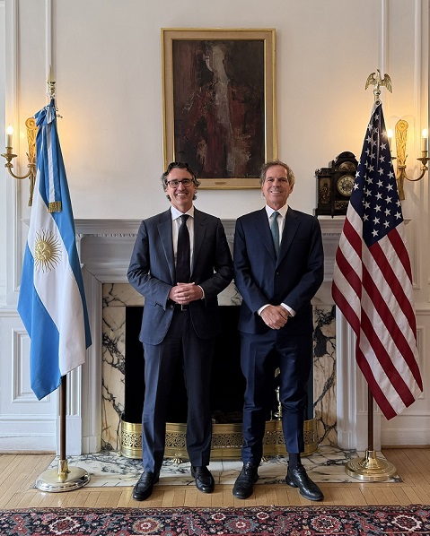 “… el fortalecimiento de las inversiones en Argentina” (Rol estratégico del país)