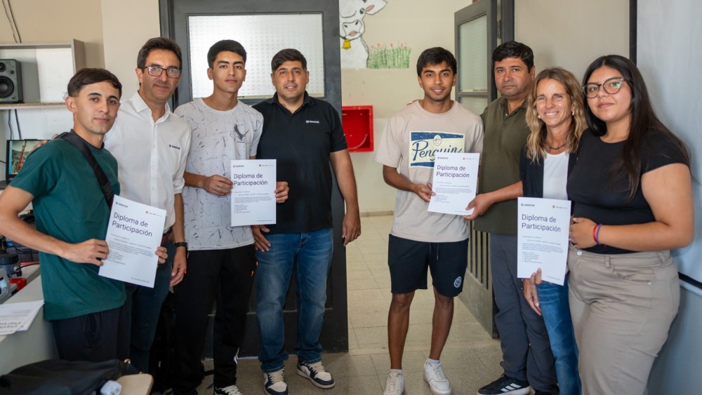 Culmina con éxito el Curso de Verano sobre minería para jóvenes de Calingasta e Iglesia