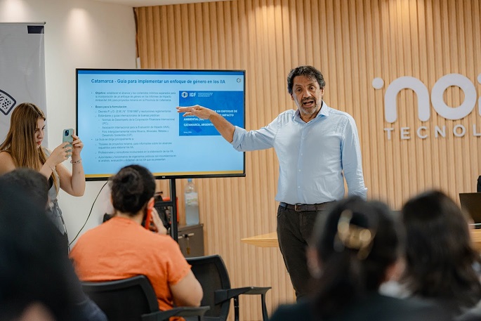 Catamarca presentó una guía pionera para incorporar la perspectiva de género en los Informes de Impacto Ambiental